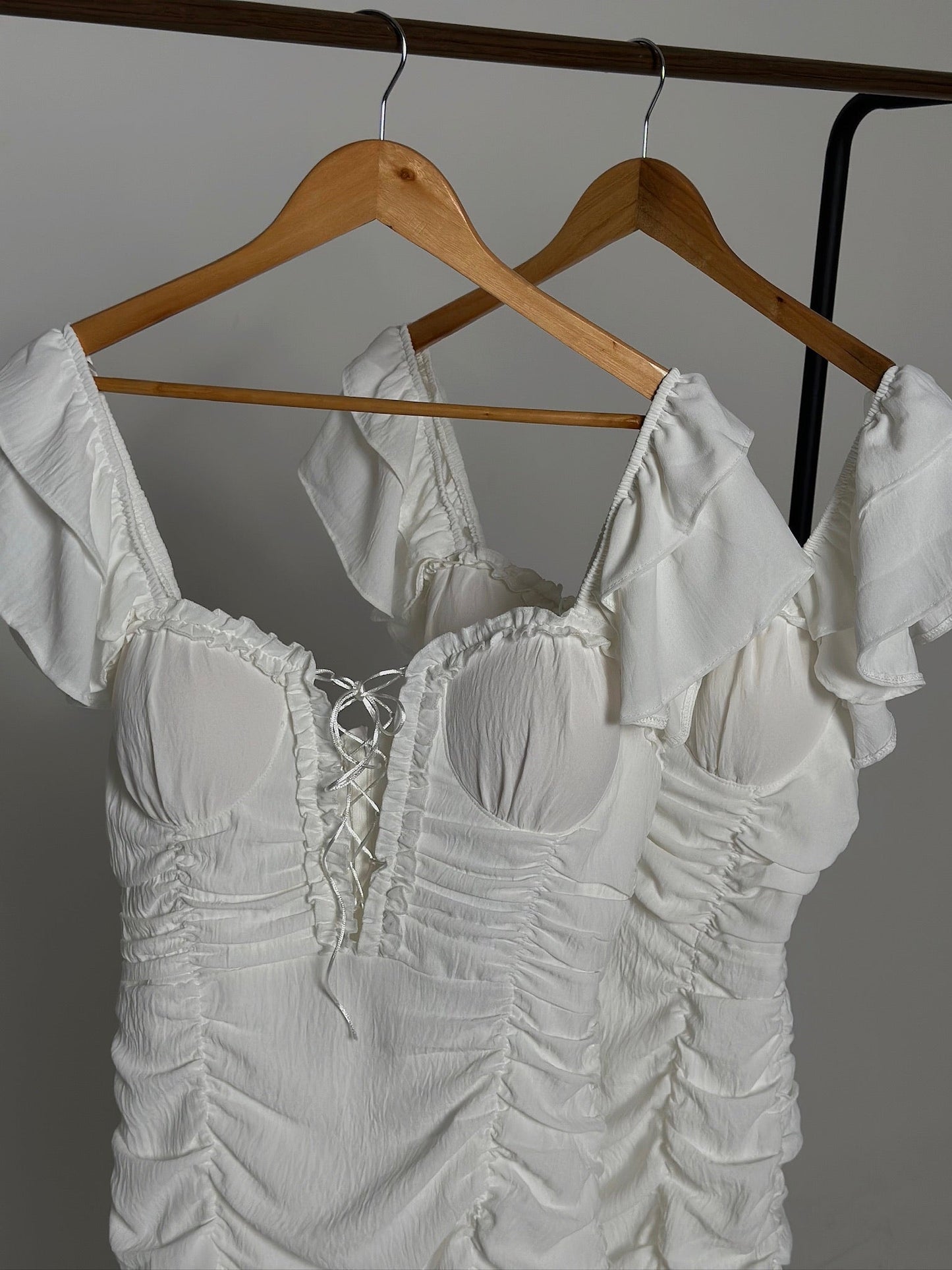 White Charm With Lace-up Detail - Double