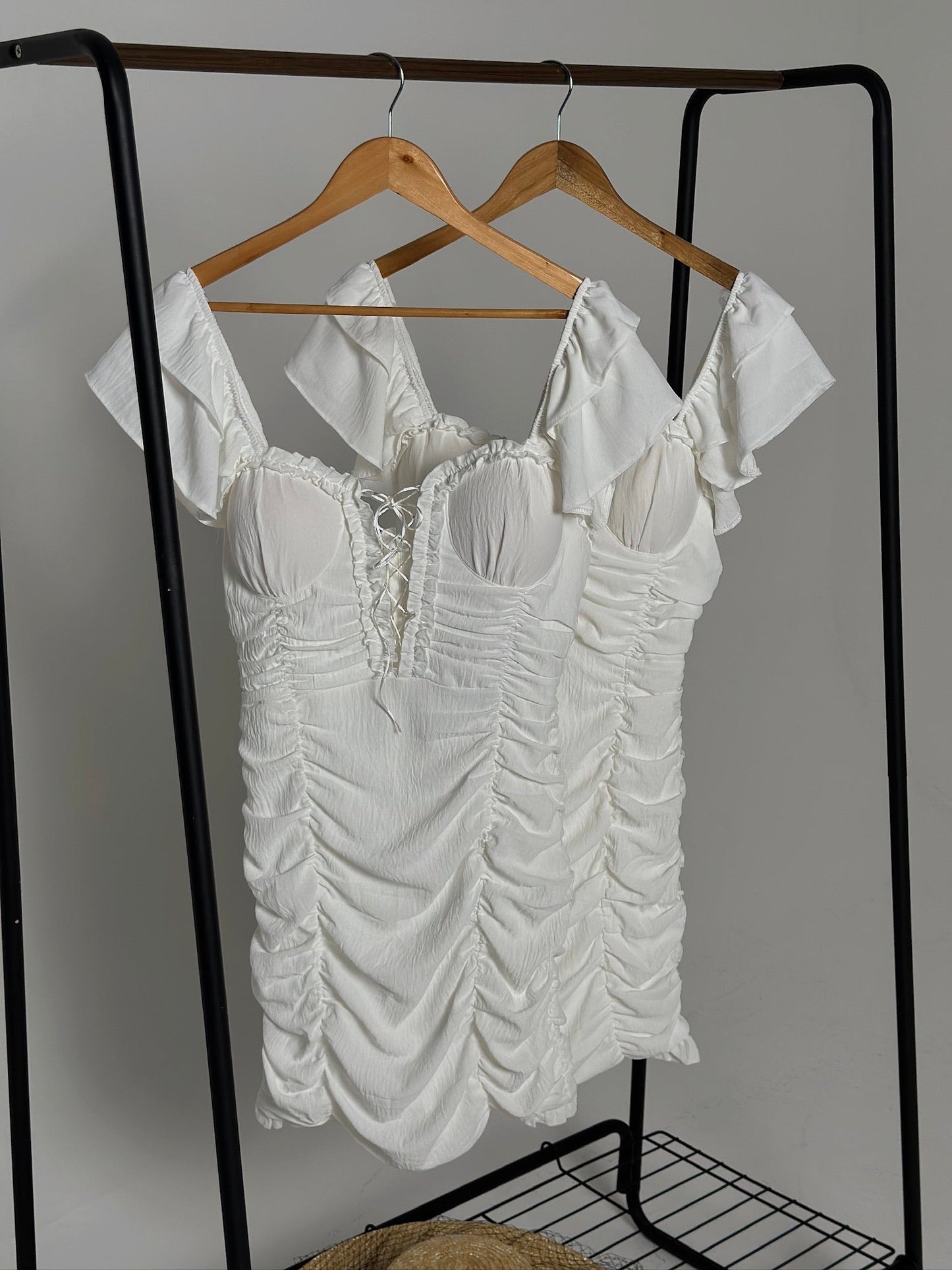 White Charm With Lace-up Detail - Double